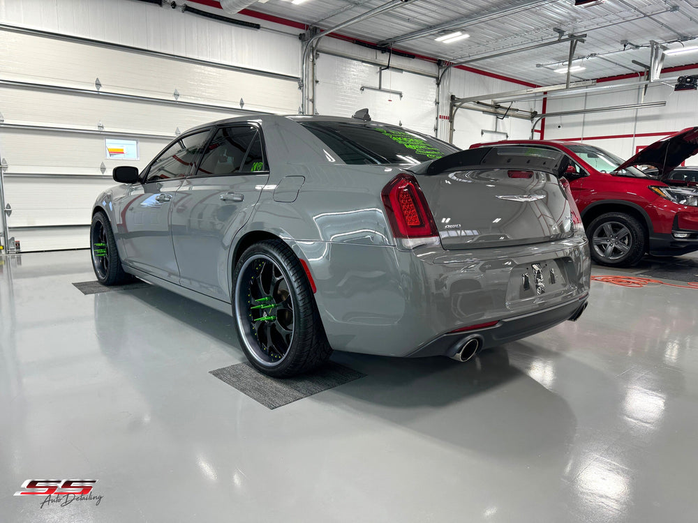 2018 Chrysler 300S on RVRN RV-DR300 forged wheels in Glossy Black and Gunmetal with Apple Green Hardware (photo 10)