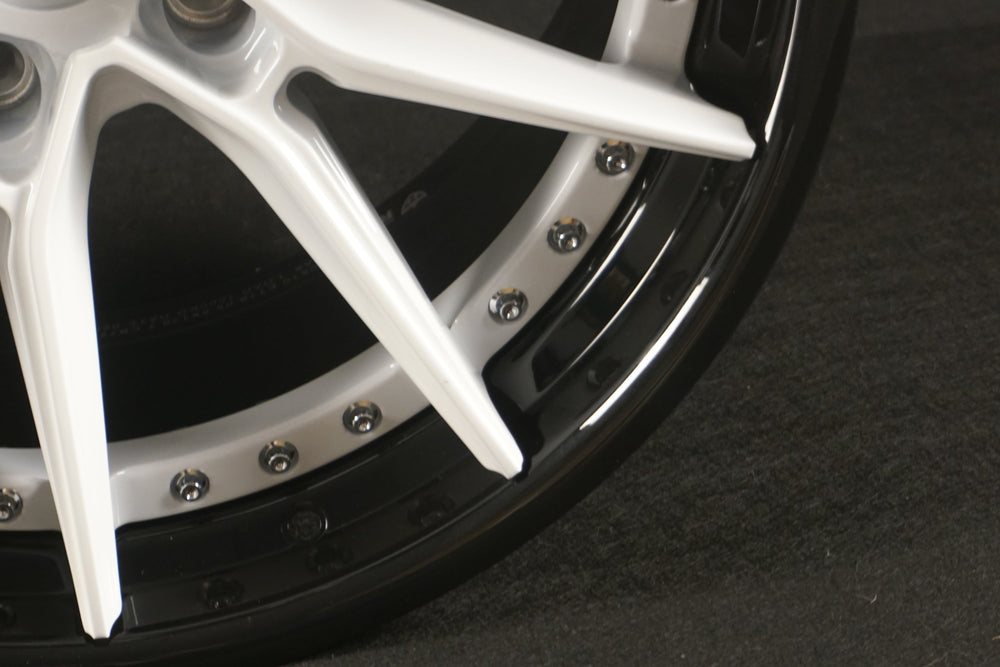 2018 Dodge Ram on RVRN RV-DB082 forged wheels in Gloss Black with Pure White Spokes (photo 03)