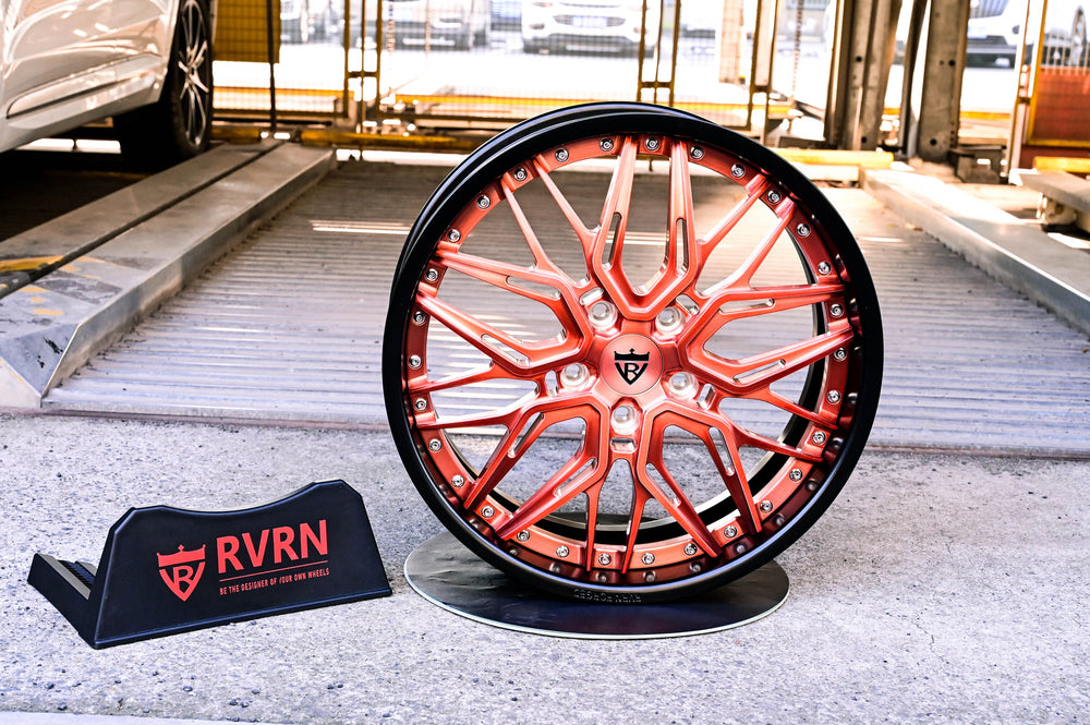 2018 Jeep Grand Cherokee on RVRN RV-T081 forged wheels in Gloss Black Barrel with Brushed Rose Gold Spoke (photo 03)