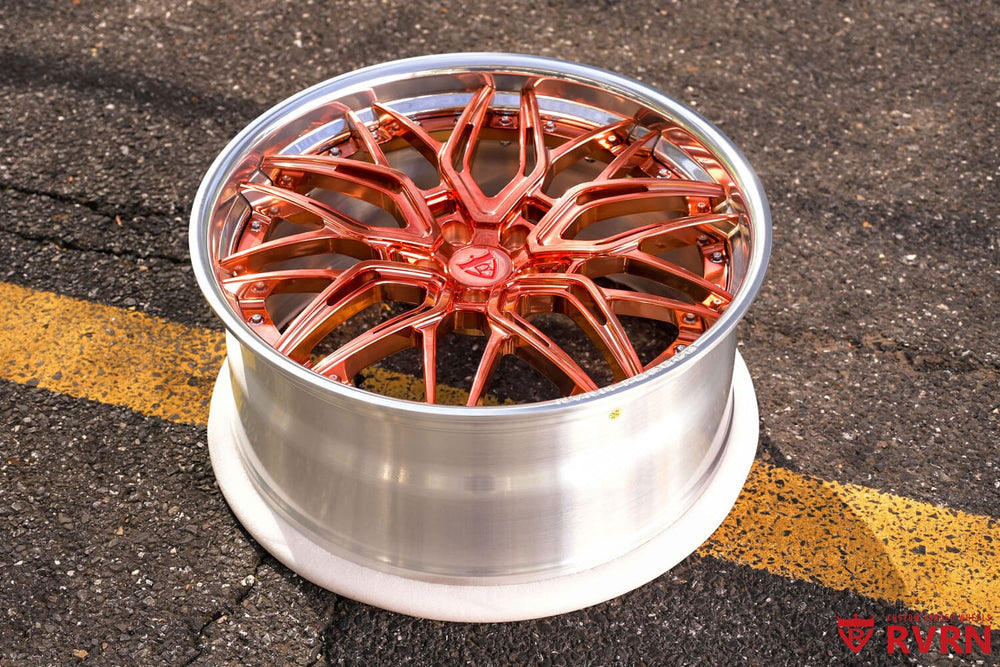 Polished rose gold RV-C081 forged rims on BMW M850i side angle