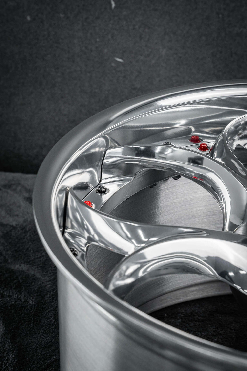 Angled shot of RVRN Wheels RV-DS016 deep dish wheels on a C7 Corvette.