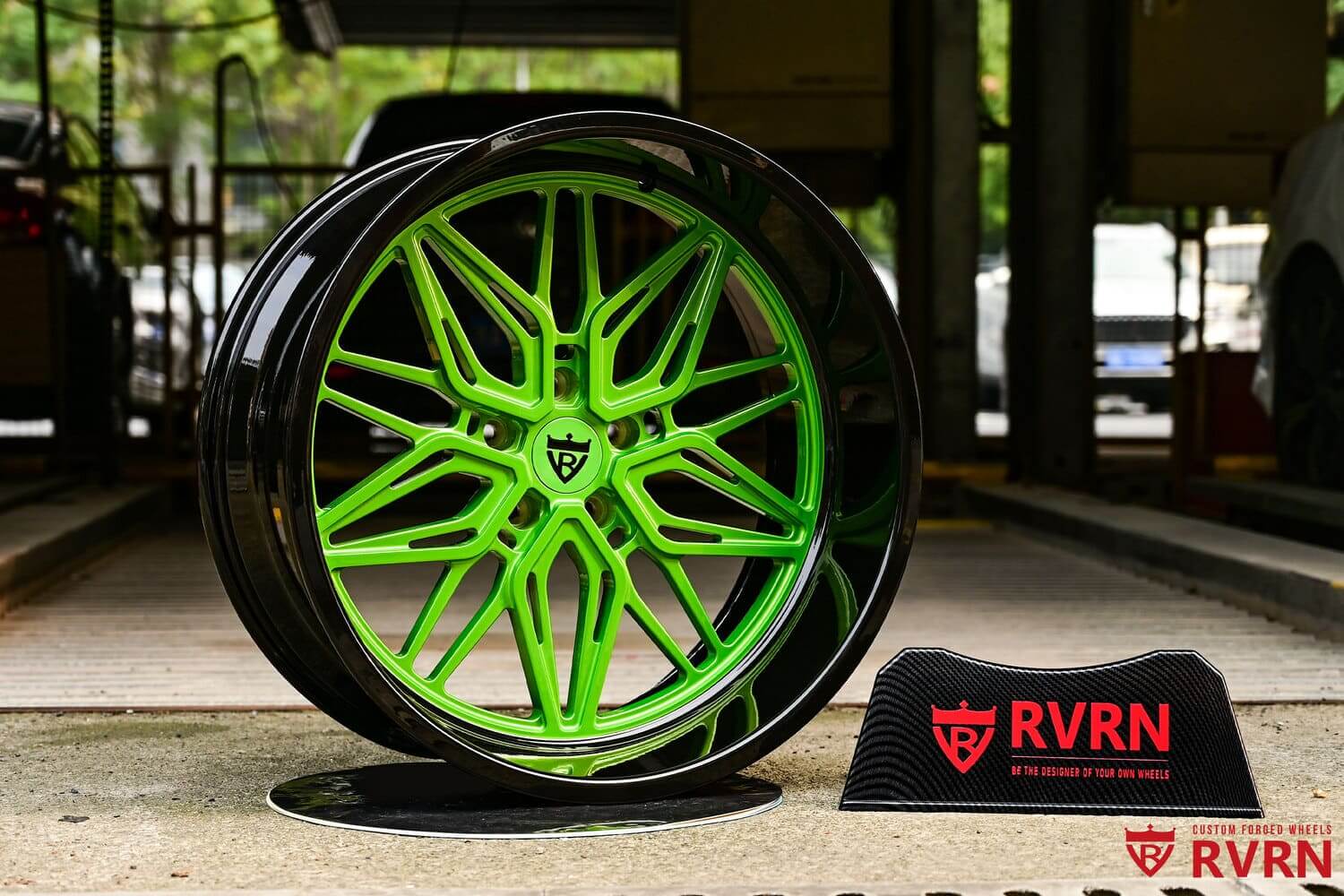 	Rugged deep dish Jeep wheels – custom green accent detail