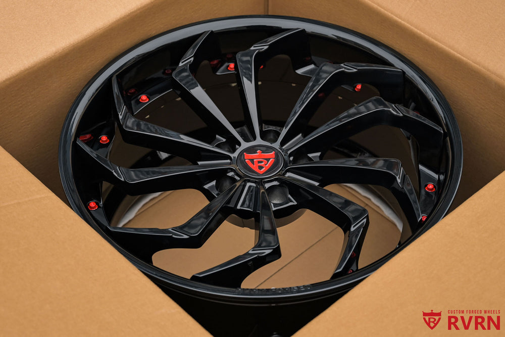 Directional forged wheels for Corvette C8 Stingray, RV-DC06 2-piece construction with staggered 19x8.5 and 20x11 setup