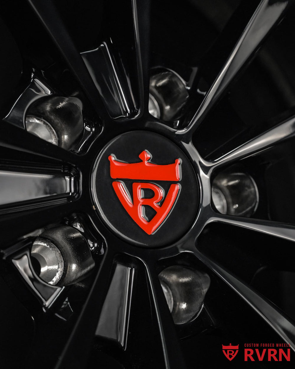 Detailed view of RV-DC06 directional rims for Corvette C8 Stingray featuring forged aluminum construction and gloss black finish
