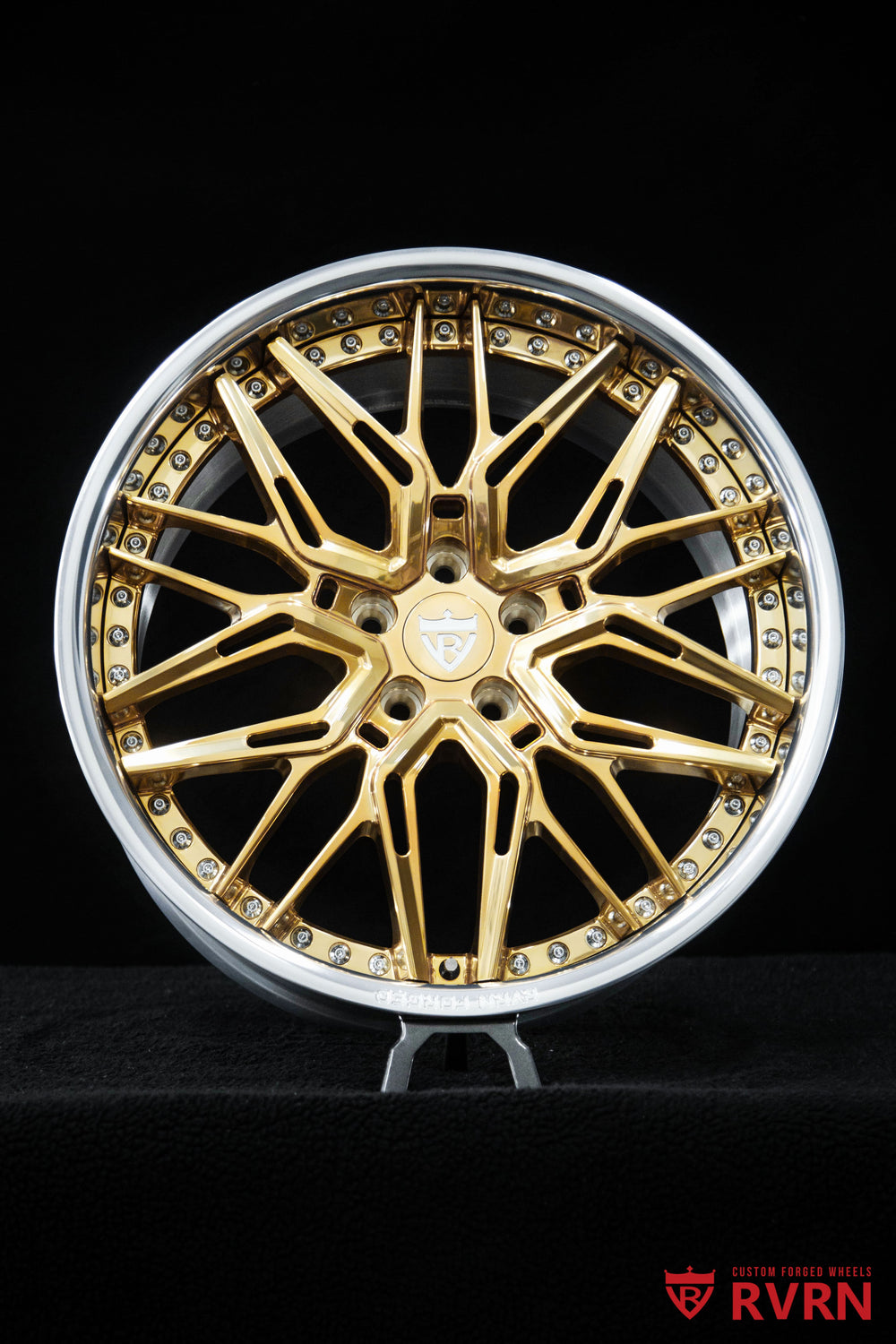 RVRN 2-piece forged wheels for Infiniti Q60 Red Sport in 20x9 +25 front and 20x10.5 +40 rear custom fitment