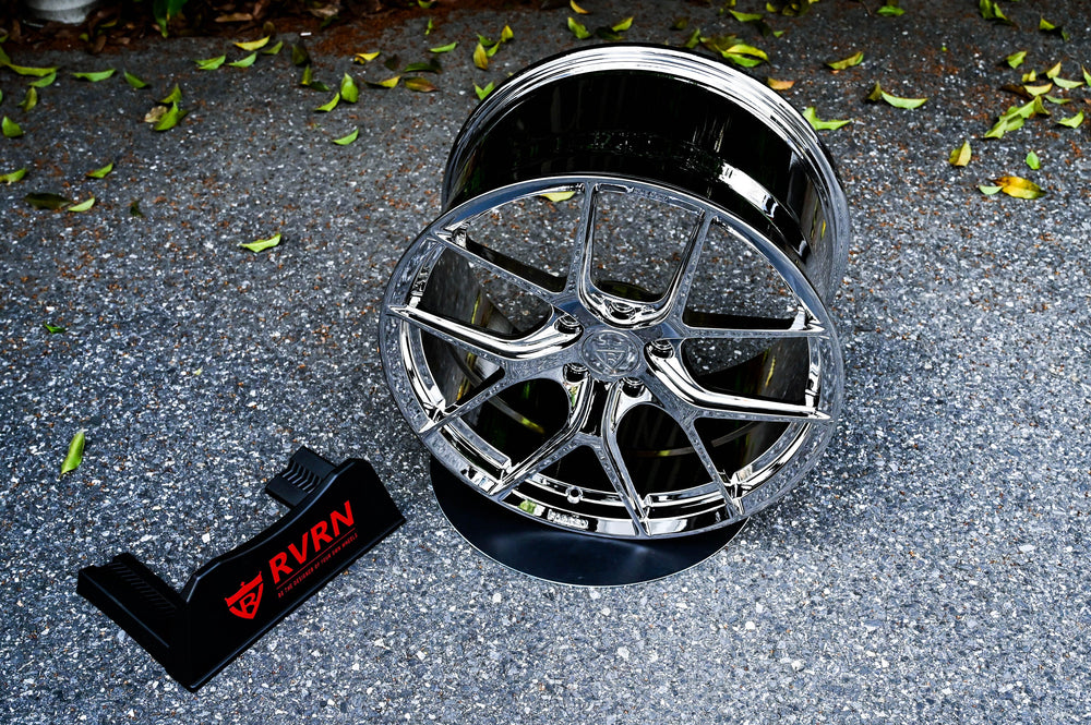 2020 Corvette C8 Z51 on RVRN RV-MR05 forged wheels in Chrome (photo 04)