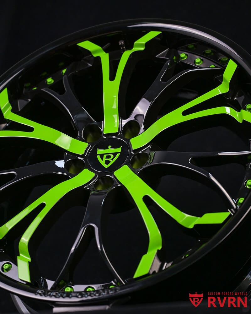 Gloss Black barrel with Apple Green face on RV-DL09 forged wheels for Ford Mustang EcoBoost 2020