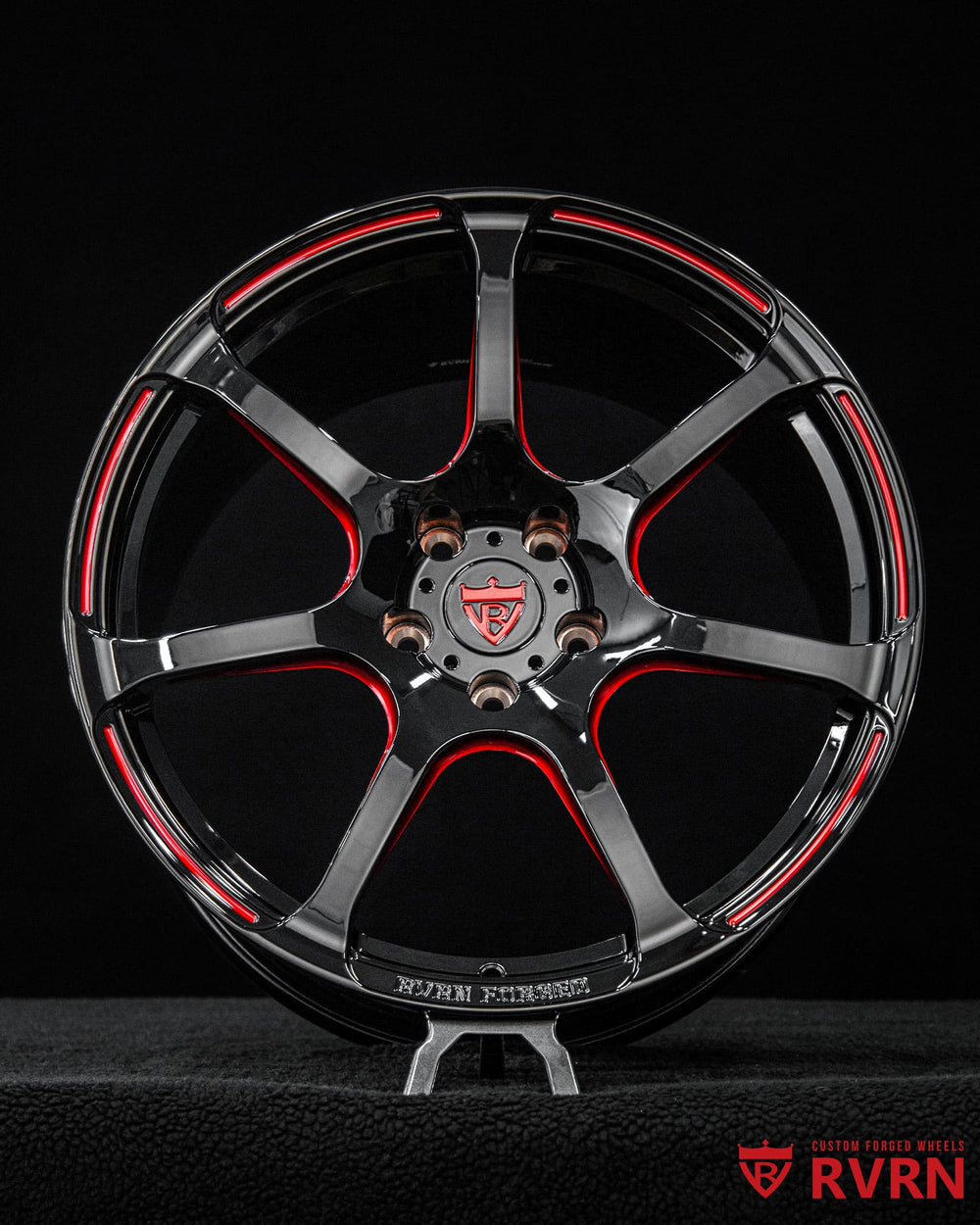 Lightweight forged one-piece design of the RVRN MH092 wheel crafted for Corvette C8 owners.