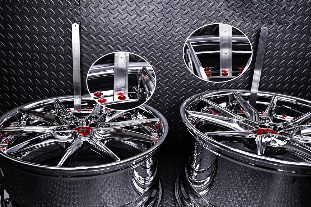 2021 Corvette C8 on RVRN RV-DB082 forged wheels in Chrome with RVRN Red Screws (photo 03)