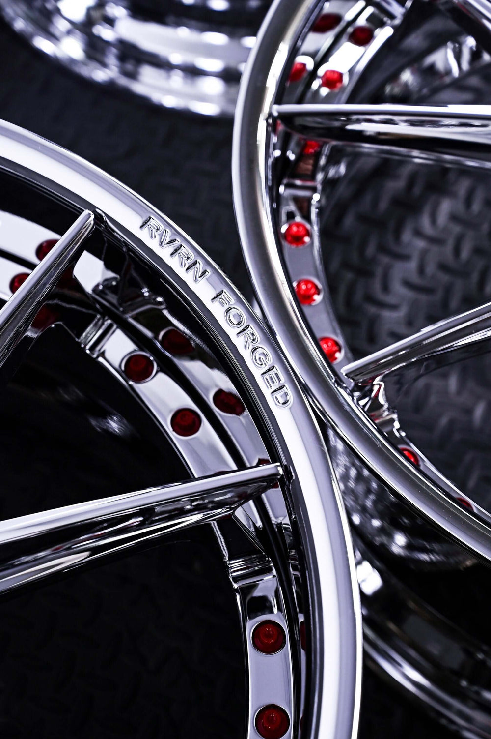 2021 Corvette C8 on RVRN RV-DB082 forged wheels in Chrome with RVRN Red Screws (photo 09)