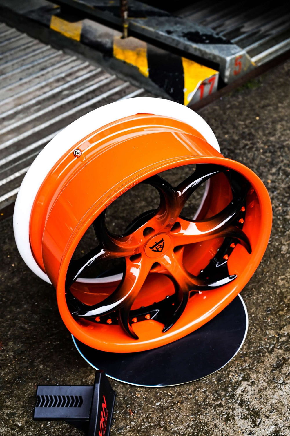 2021 Corvette C8 Z51 on RVRN RV-DS016 forged wheels in Sebring Orange Fade To Black (photo 05)
