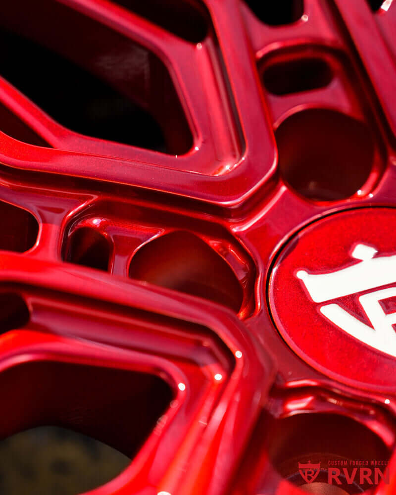 Highlight of Dragon Blood Red spokes on RV-T081 Dodge Challenger wheels