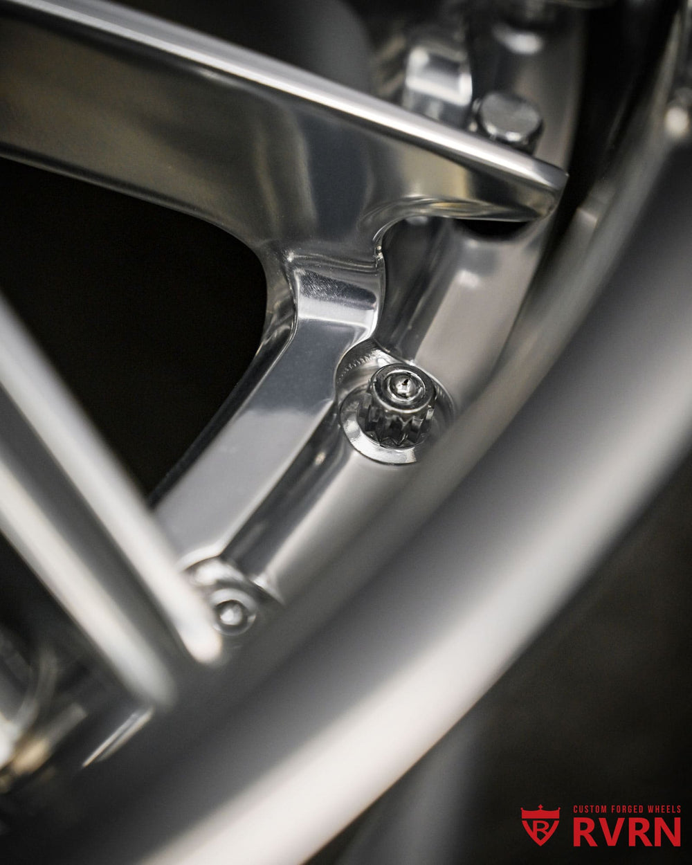 2022 Lexus ES300h 19 inch wheels RV-DG122 19x8.5 +35MM front polished multi spoke forged wheel close-up fitment