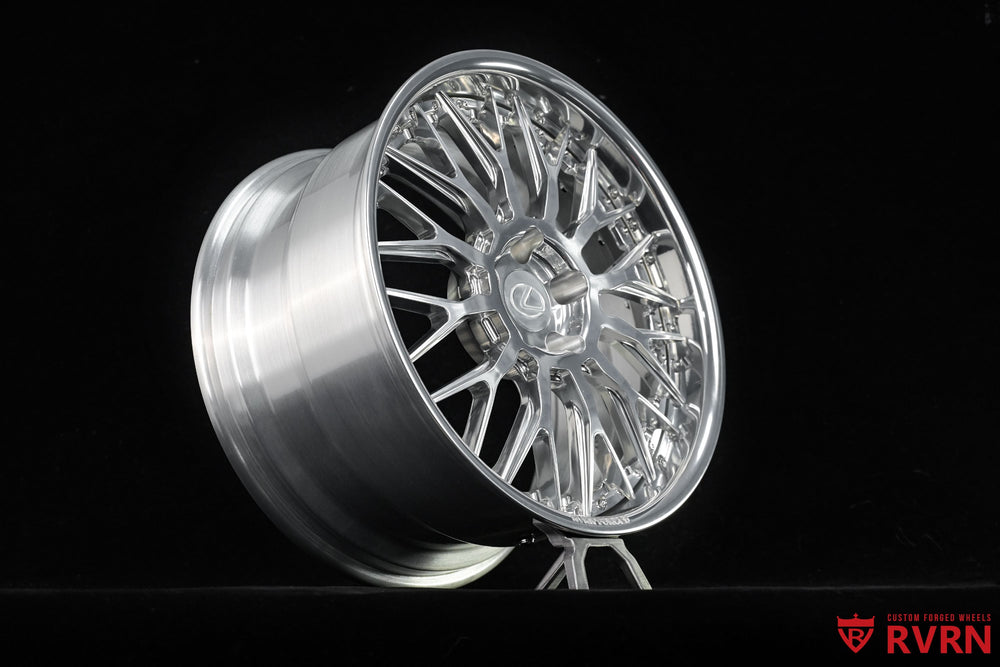 Lexus ES300h polished forged wheels reflecting sunlight 19 inch staggered luxury appearance