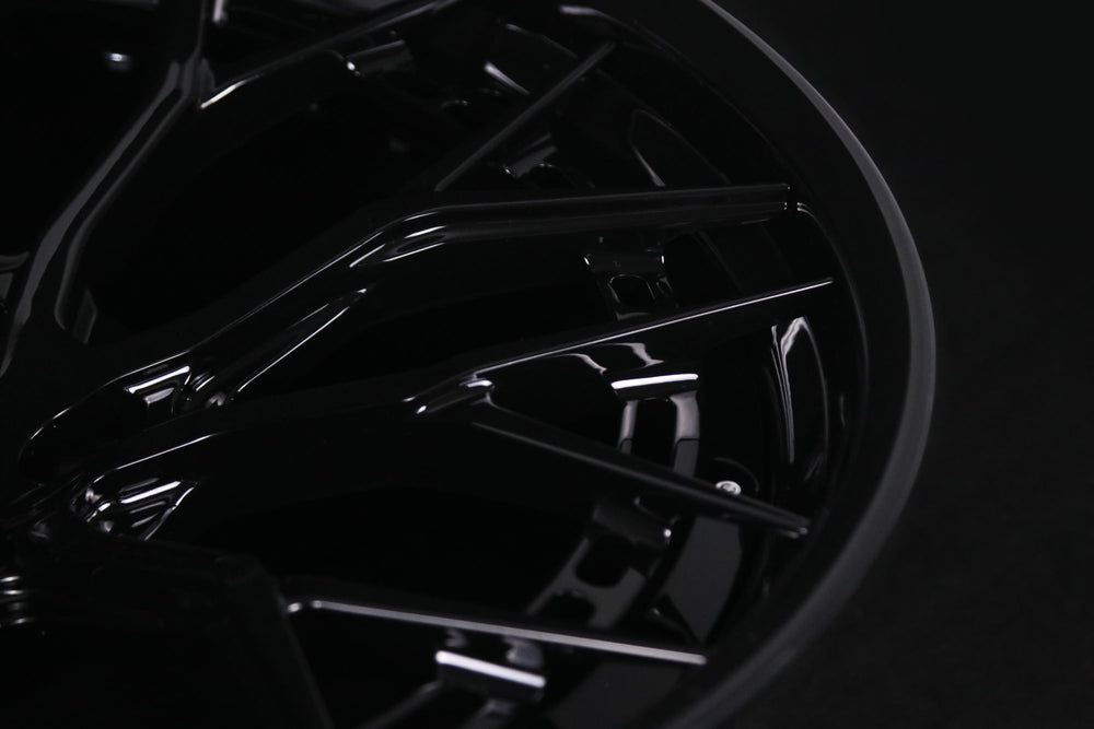 2022 Audi RS Q8 on RVRN RV-RS01 forged wheels in Gloss Black (photo 09)