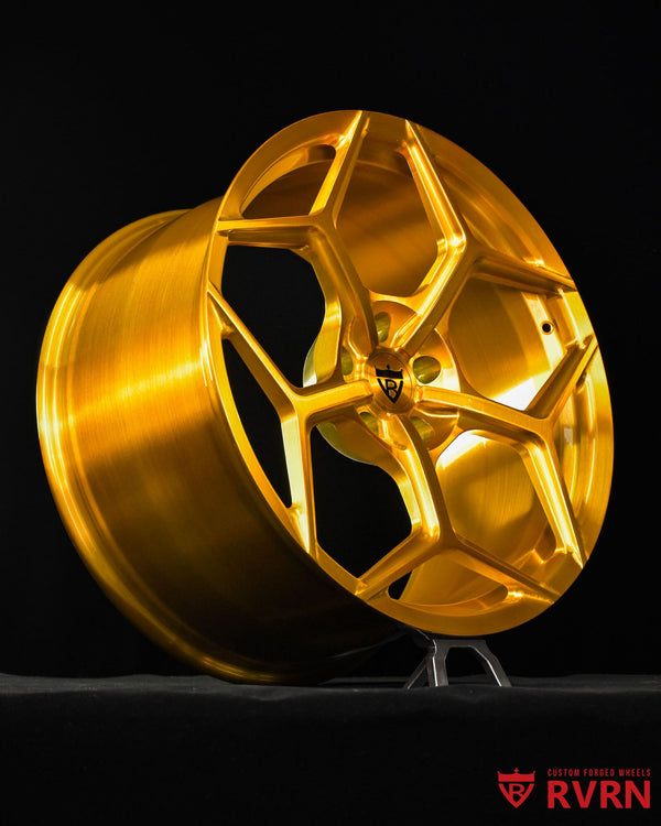 Side lip detail of RV-MC491 22x11.5 forged wheel for 2023 Aston Martin DBX 707, brushed gold finish