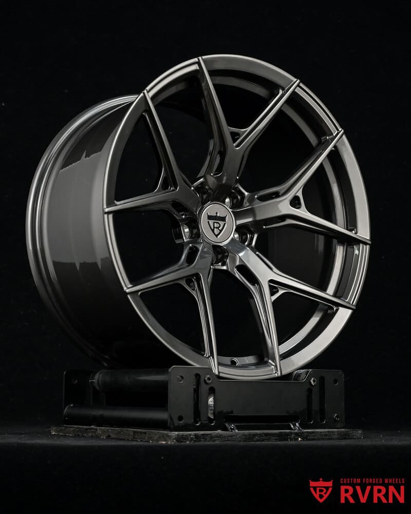 RVRN forged wheels for BMW M2 with performance aesthetic
