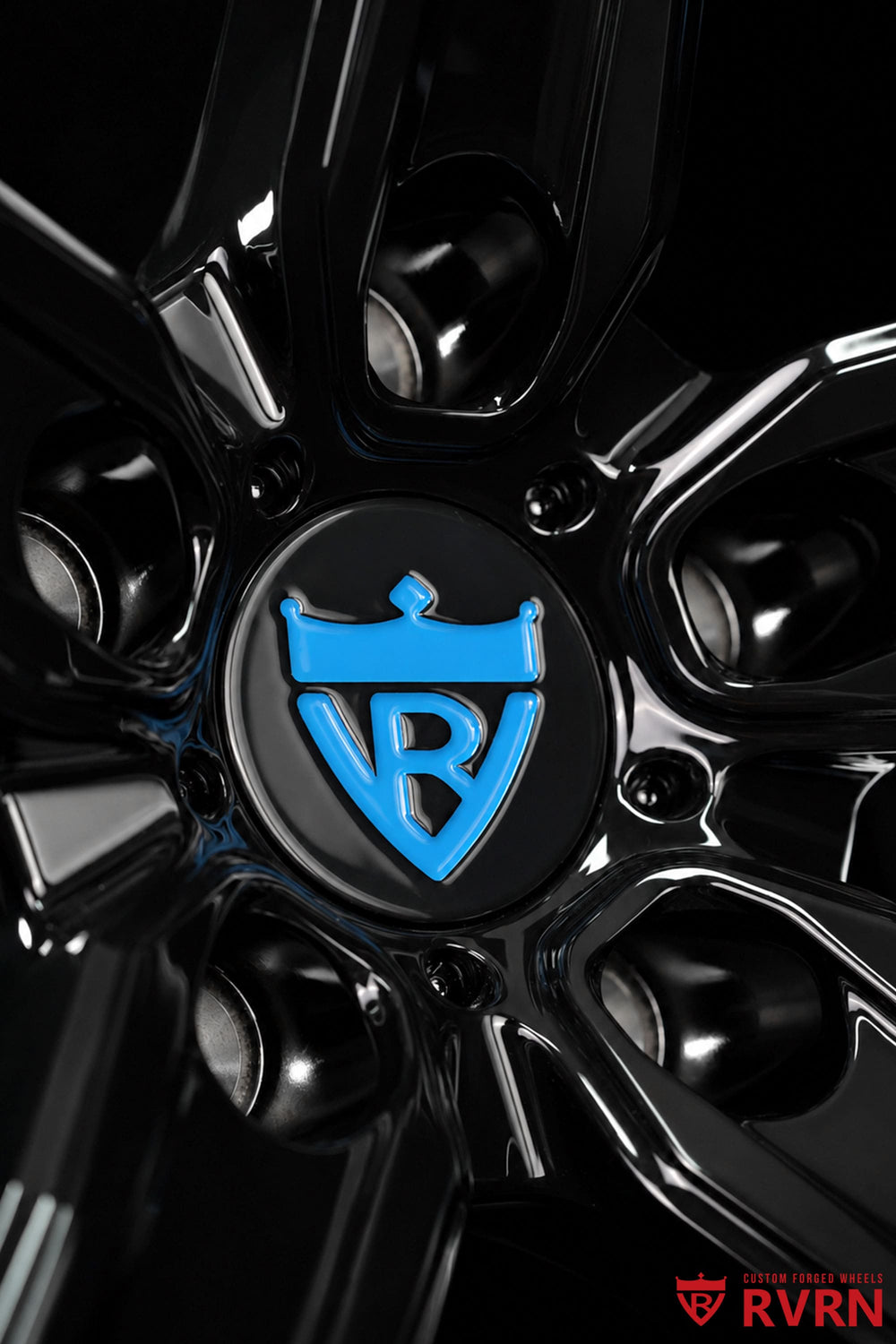 2023 C8 Stingray RV-MJ201 20x9 custom forged wheel with Gloss Black barrel and Rapid Blue spokes