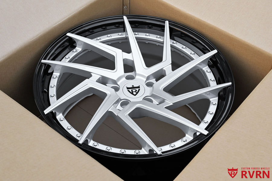 2023 Corvette C8 Stingray Z51 70th Anniversary Custom Corvette Silver Flare Metallic Directional Forged Wheels: RV-DF041