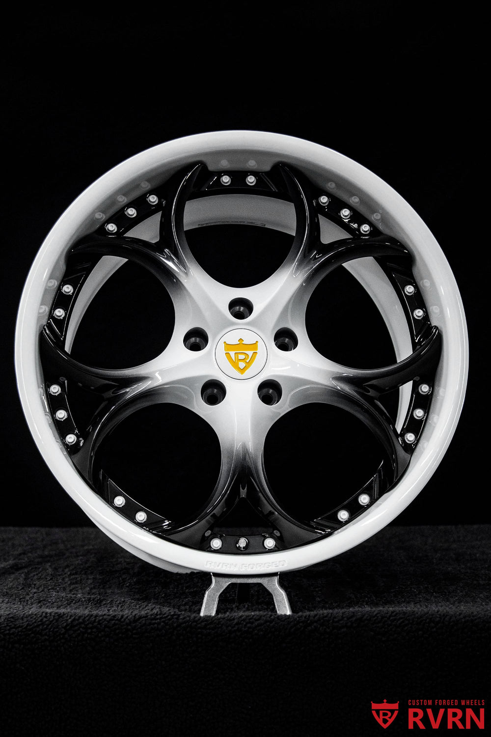 Front three-quarter view of a 2023 Corvette C8 Stingray Z51 on RVRN RV-DS016 two-piece forged wheels, deep dish design, 19x8.5 front and 20x11 rear.