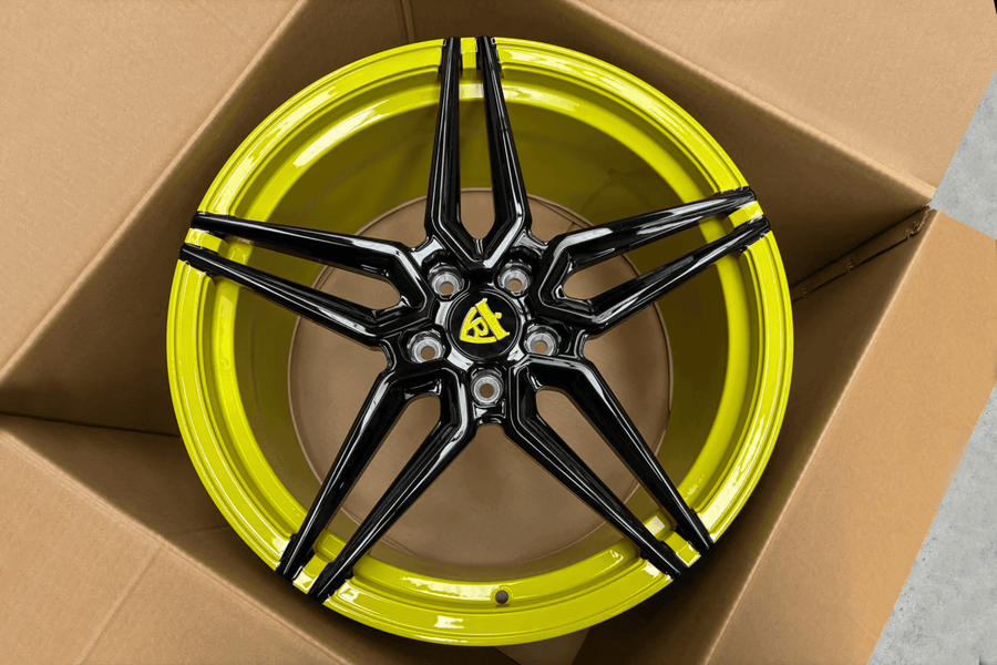2023 Corvette C8 Stingray Custom 5 Star Black And Accelerated Yellow Forged Wheels: RV-MR02