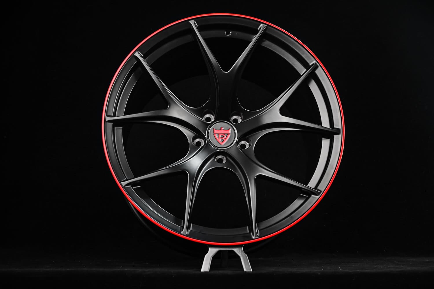 Custom Forged Red & Black C8 Z06 Concave Wheels – RVRN WHEELS