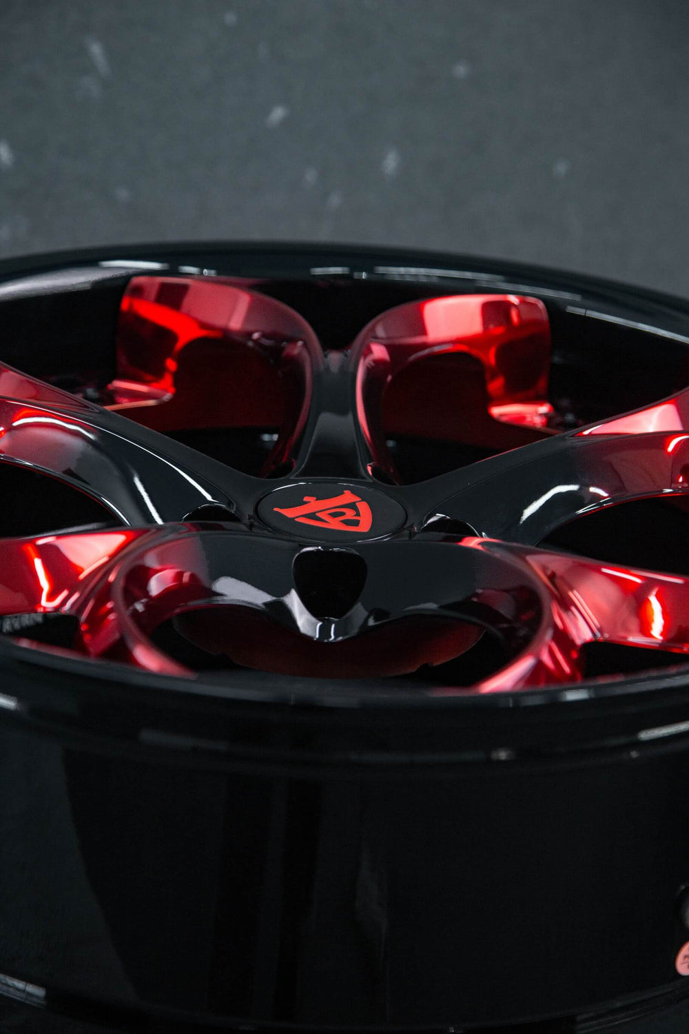 Showcase of custom C8 wheel design by RVRN