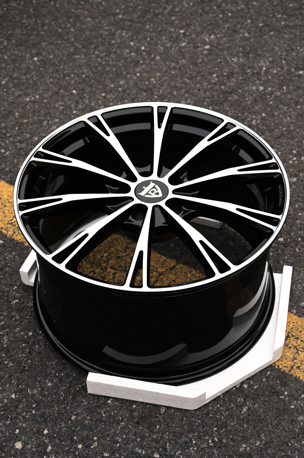 2023 Corvette Stingray Z51 on RVRN RV-MA61 forged wheels in Polished+Gloss Black Spoke and Gloss Black Barrel (photo 08)