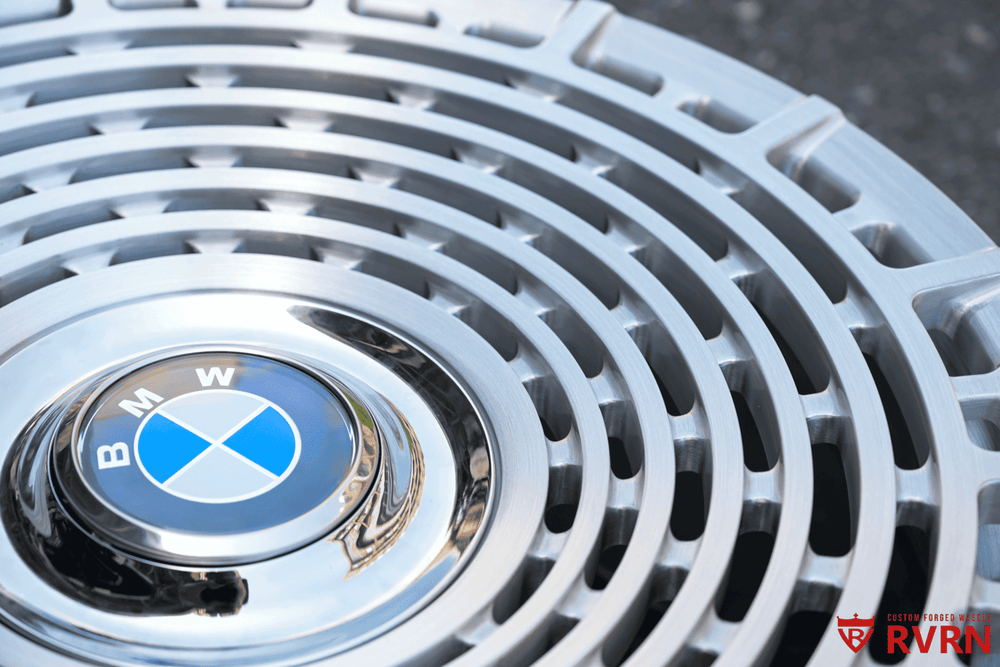 Detailed look at spoke design on BMW RV-MD02 wheel