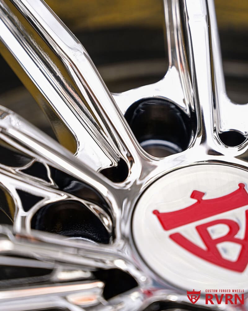 Front angle of RV-DC29 chrome wheels on 2024 Corvette C8 Z06
