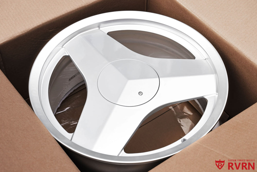 2024 Cadillac CT4 high gloss silver rims featuring the RVRN RV-MC33 one-piece forged wheel design, 18x8 +35mm