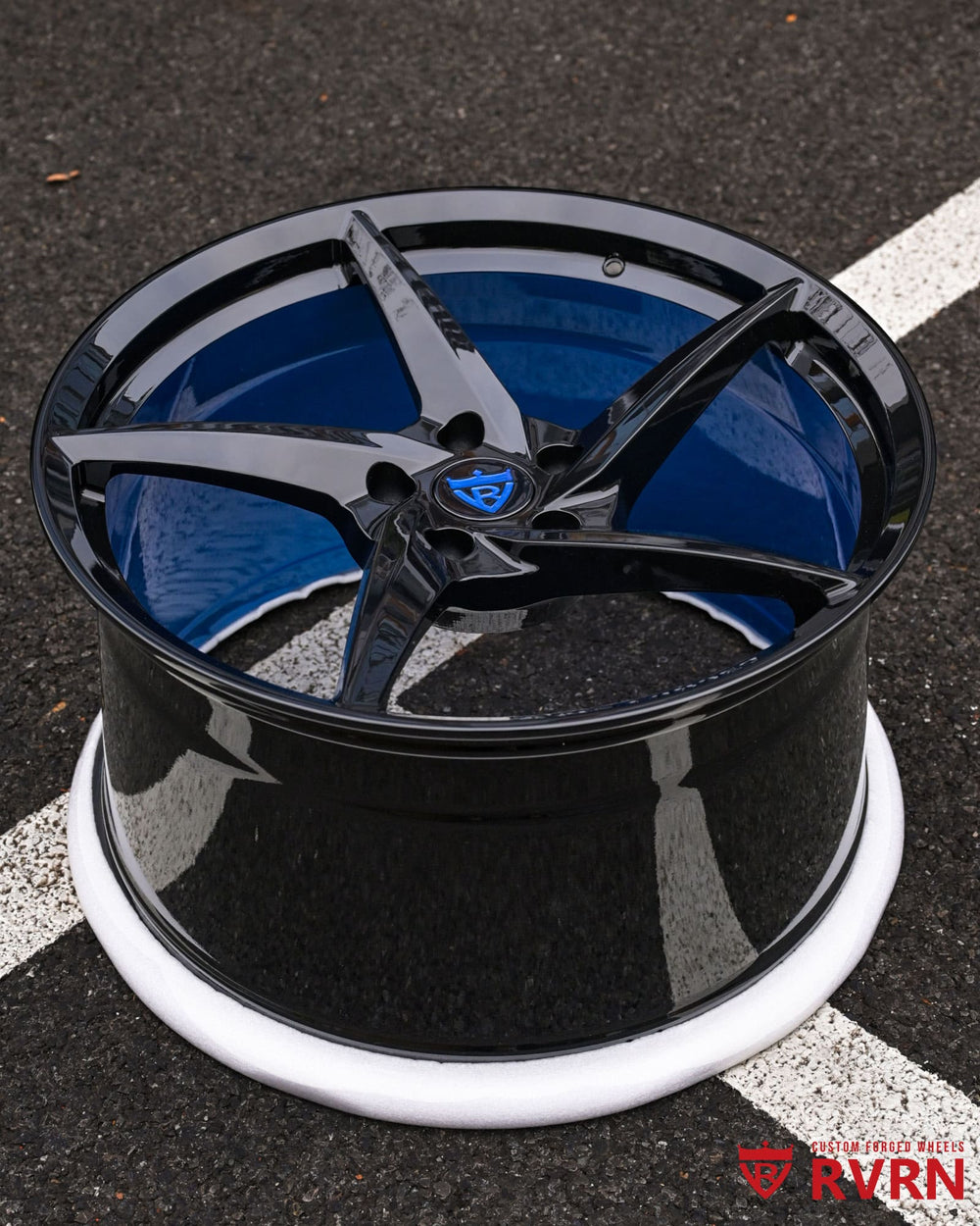 RV-MC35 concave 5 spoke forged wheel detail, custom 20/21 inch staggered setup for Corvette C8