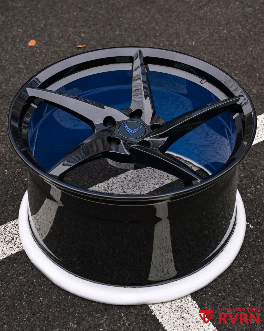 RV-MC35 monoblock forged wheels showing brake clearance on 2024 Corvette C8 Z51, performance wheel application