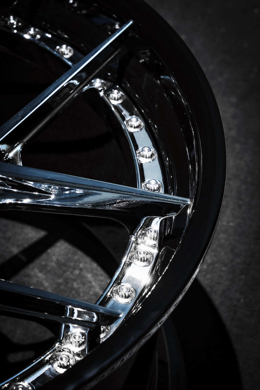 Close-up of 2024 Corvette C8 Stingray RV-DR08 chrome black custom forged RVRN wheel detailing.