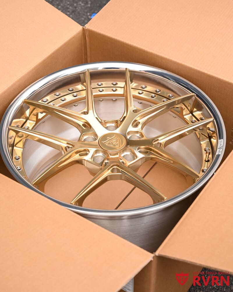 RVRN branding on wheel center cap – custom design your own Corvette wheels