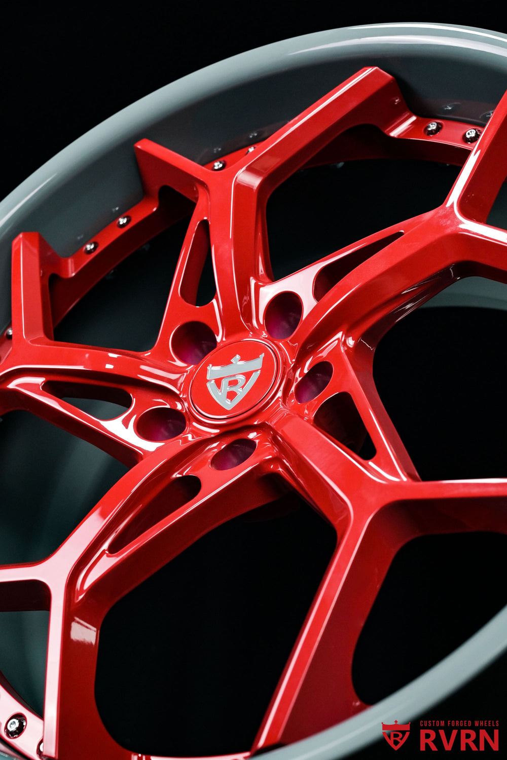 RVRN RV-DV03 21x9 +35MM front Corvette C8 forged wheel with Gloss Red Y-spokes and Sea Wolf Gray barrel