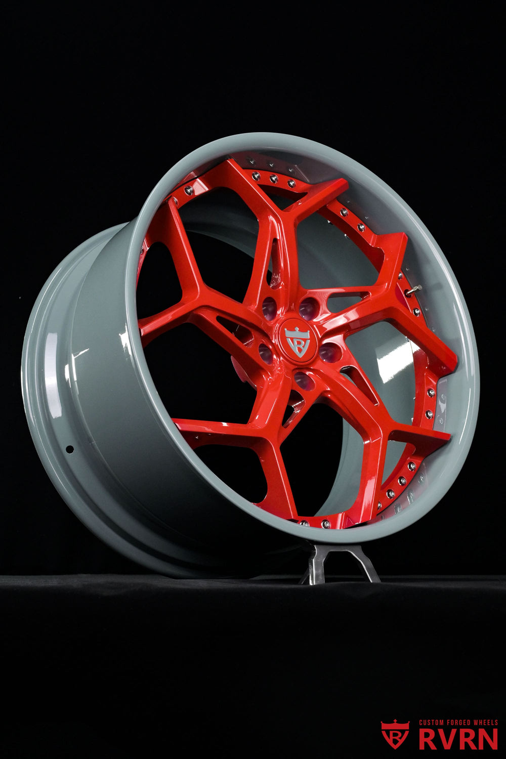 Detailed Sea Wolf Gray barrel on RVRN RV-DV03 Corvette C8 wheels, customized for a 2024 C8 Stingray