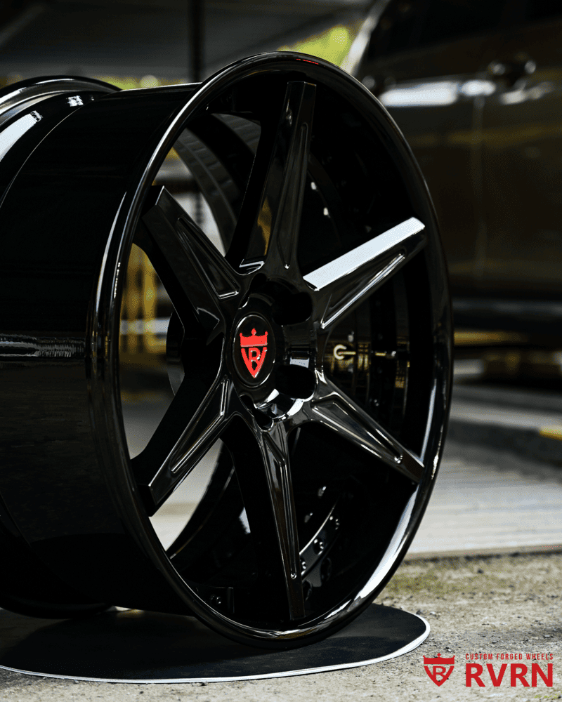 Custom Corvette black wheels by RVRN – RV-DC19 20x10/21x13 setup