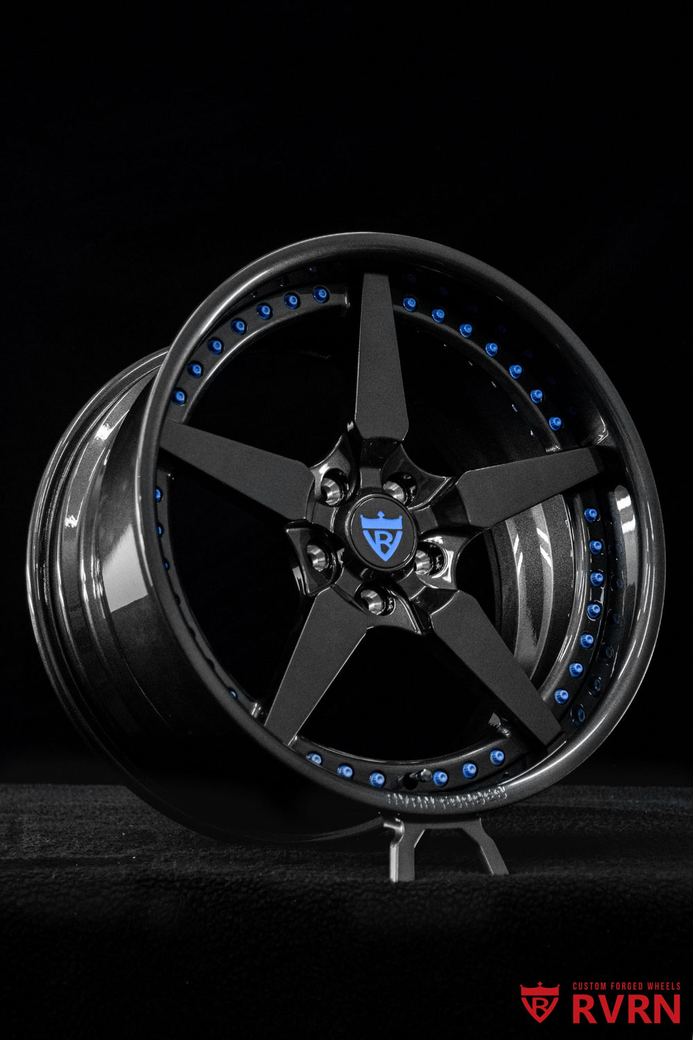 Detailed view of the RV-DF14 2-piece forged wheel lip and hardware designed for a custom 2024 Ford Mustang Dark Horse build.