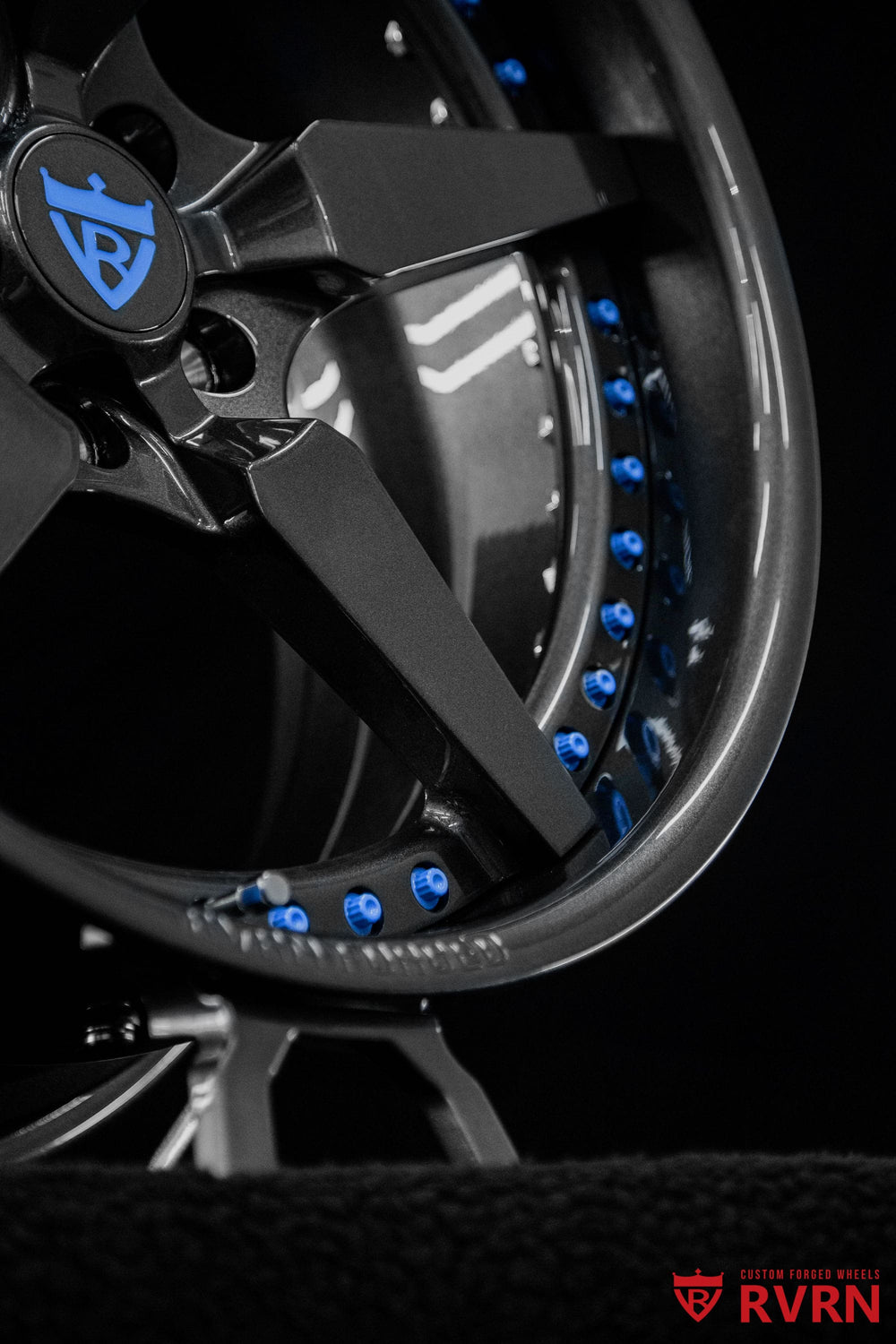 Side profile of custom Ford Mustang wheels featuring the RV-DF14 2-piece forged 5-spoke design in Gloss Gunmetal, 19x10 and 19x11 staggered setup.