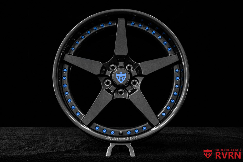 Rear three-quarter view of 2024 Ford Mustang Dark Horse with RVRN RV-DF14 forged wheels, custom 19x11 +48MM rear fitment.