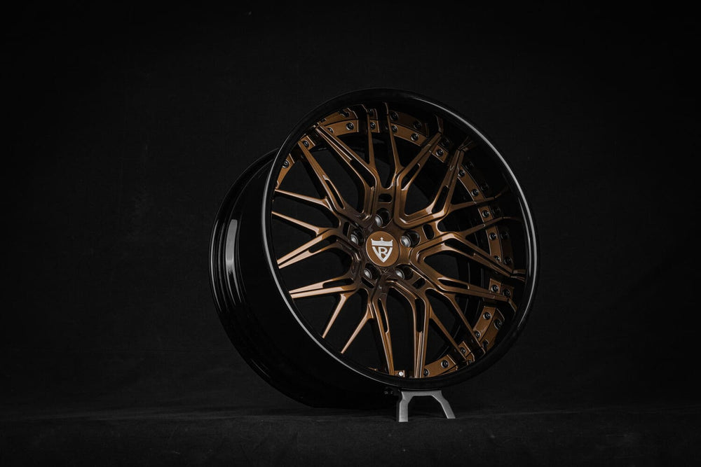 Gloss bronze spoke and black screw detailing on RV-T081