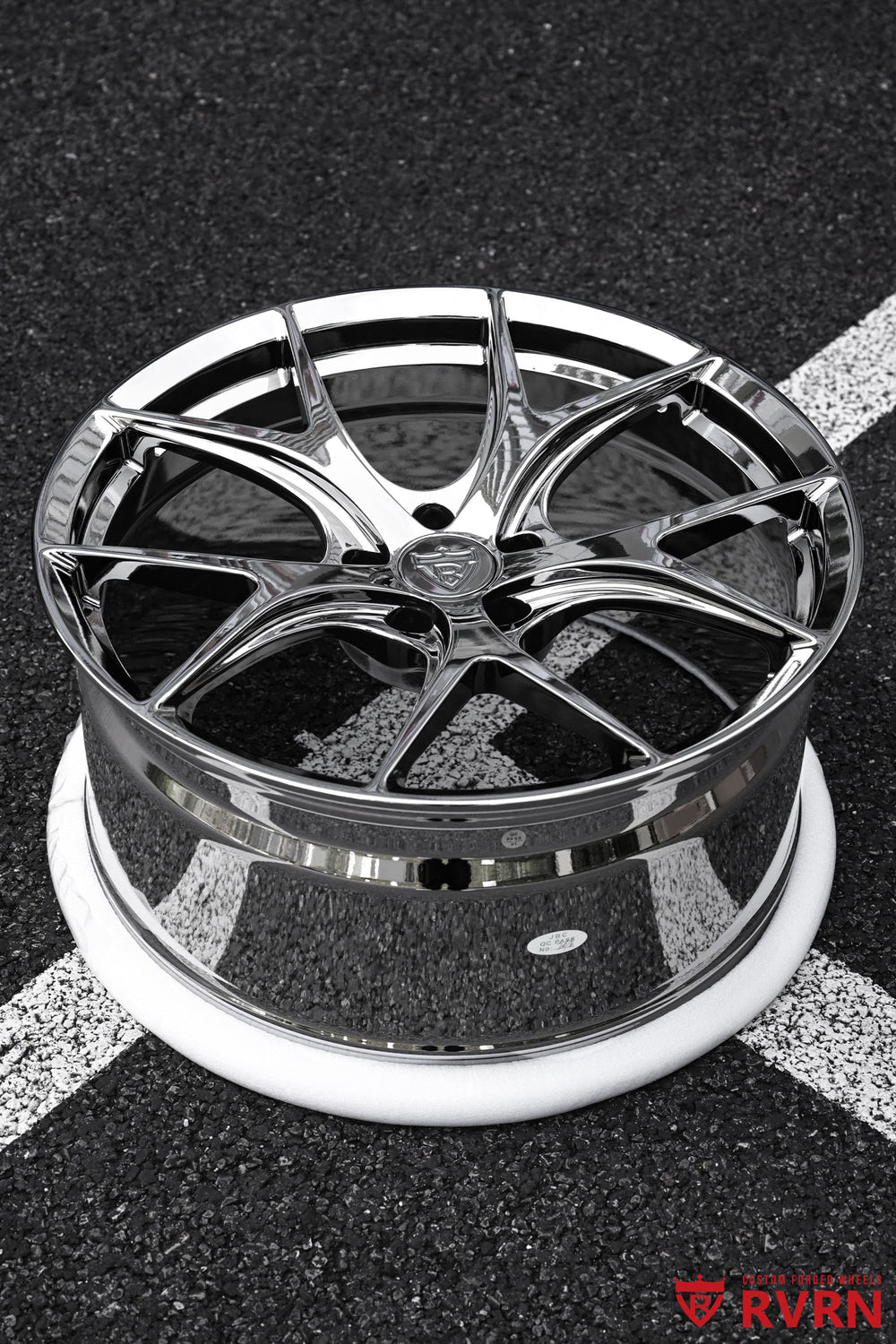RVRN RV-MR05 Mercedes wheels with Y-spoke one-piece forged design in black chrome, 20x8 front and 20x10 rear fitment