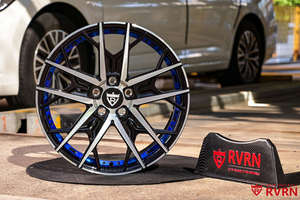 Polished aluminum face with blue trim Mini Cooper 18 inch wheel