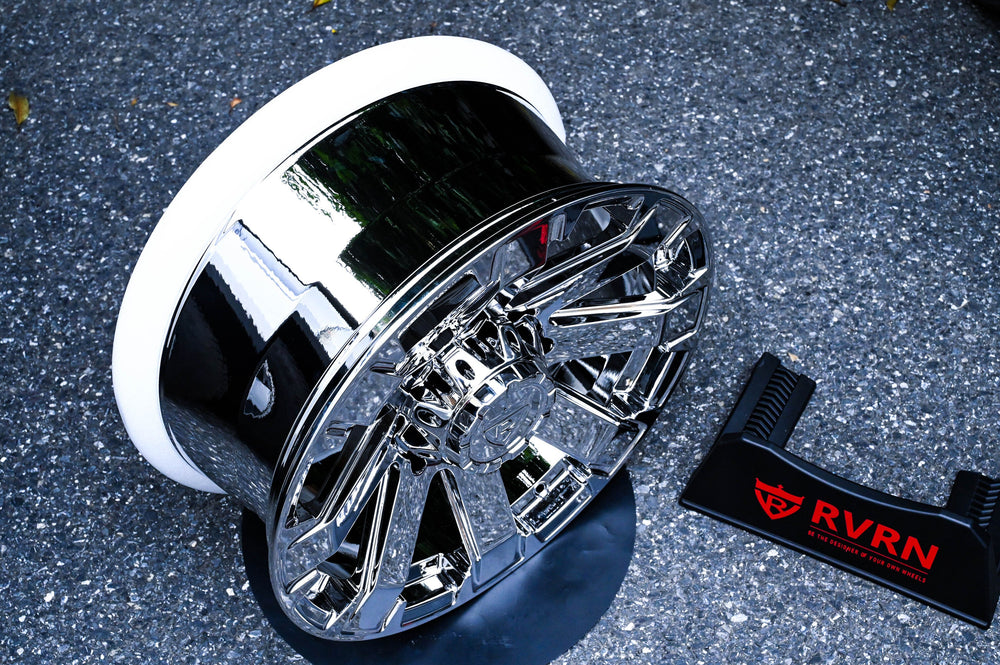 2024 GMC Denali 2500HD on RVRN RV-MG01 custom forged wheels in chrome - 02