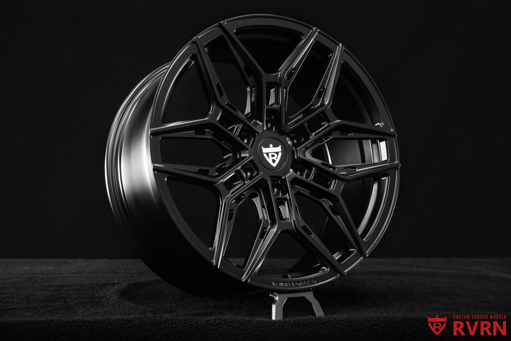 Side profile of 2025 Cadillac Lyriq featuring RVRN RV-MR616 custom Cadillac wheels, stain black spokes and barrel with 20x9.5 front and rear setup