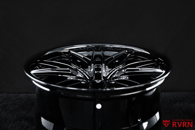 Front fitment of custom Corvette C8 forged wheels by RVRN Wheels, RV-C081 gloss black concave wheels sized 20x10 +27 for the 2025 Corvette C8 Z06.