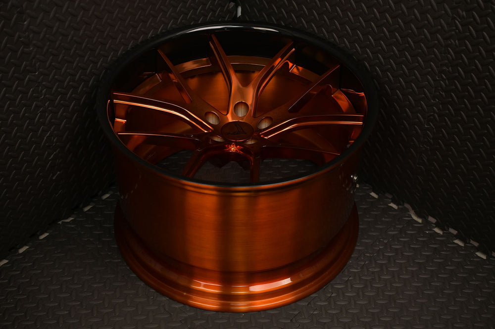 Close-up of RV-DC24 polished lip for Corvette custom wheels