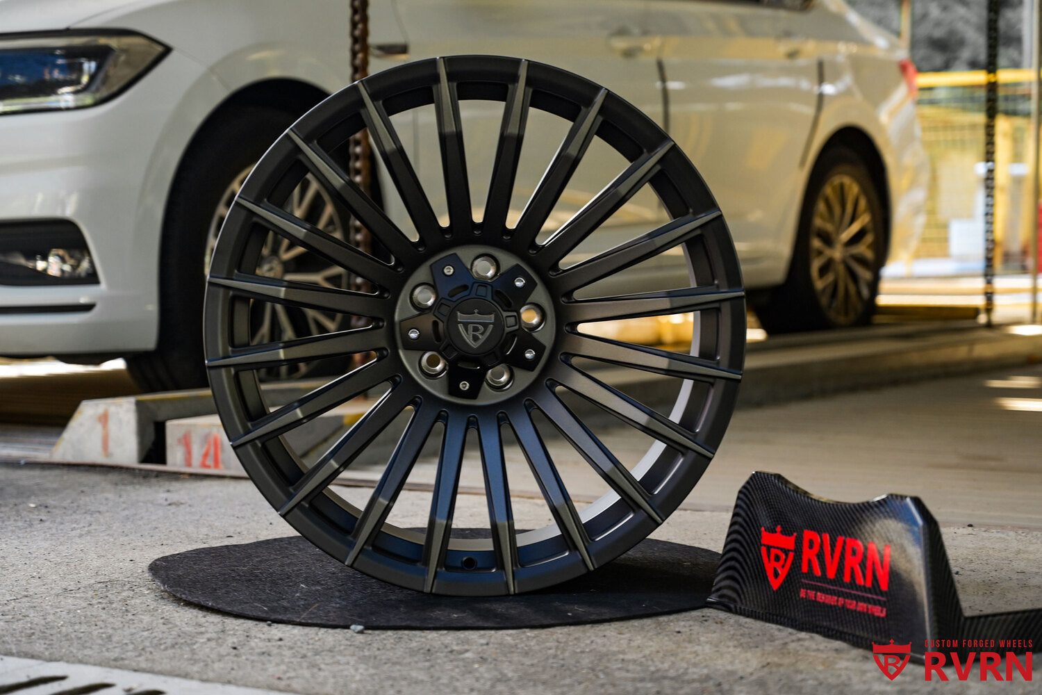 Land Rover Defender Wheels | Custom Concave RT-02M – RVRN WHEELS