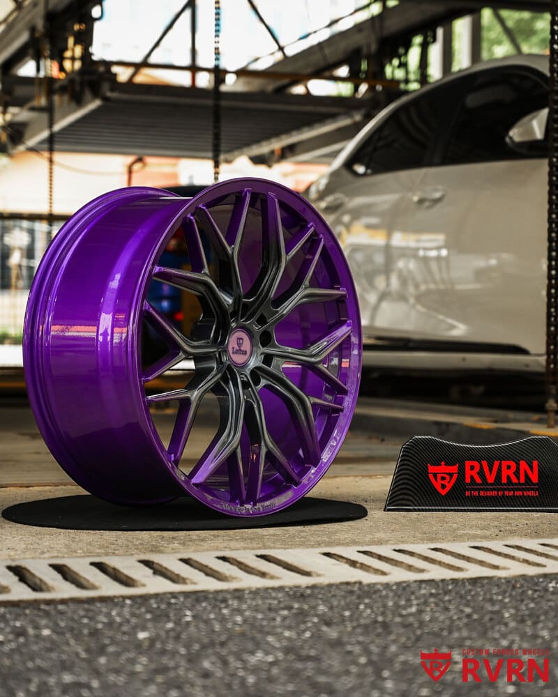 Custom engraved cap on RVRN RV-MD04 wheel